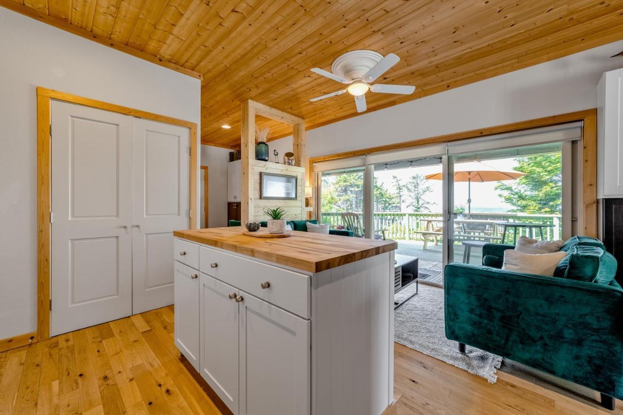 The River View House Gold Beach Exterior photo
